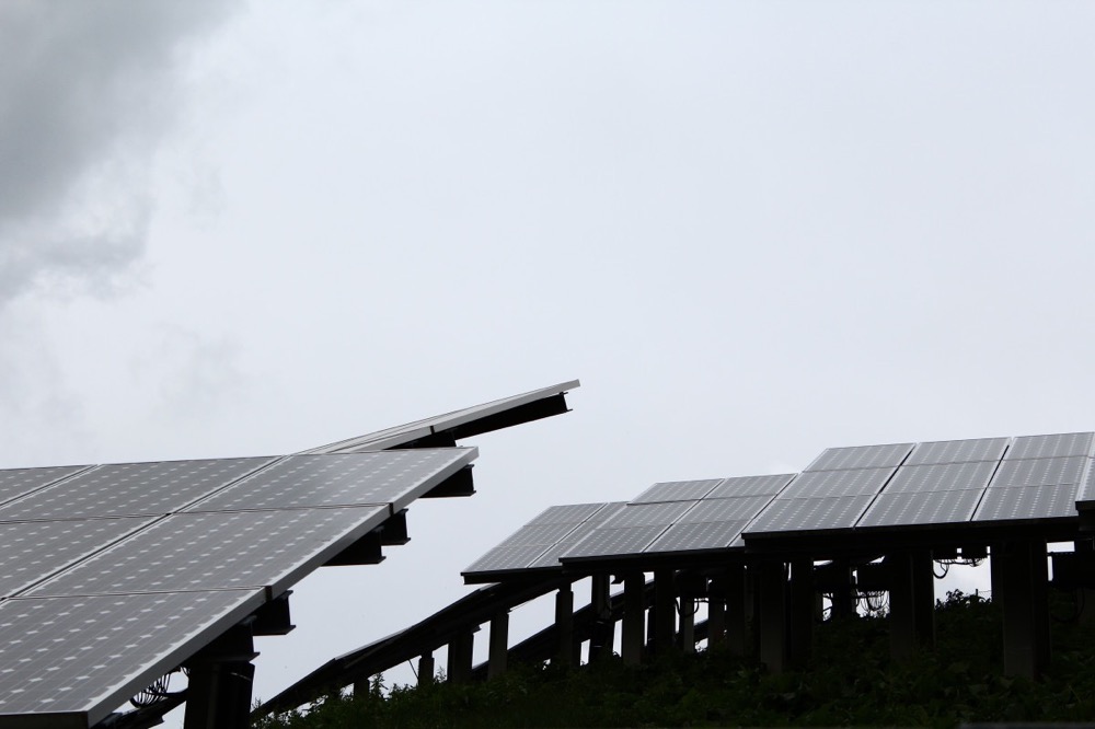 綠色電力交易專章：以風(fēng)電、光伏發(fā)電項目為主！促進綠色能源生產(chǎn)消費市場體系，滿足綠電購買需求